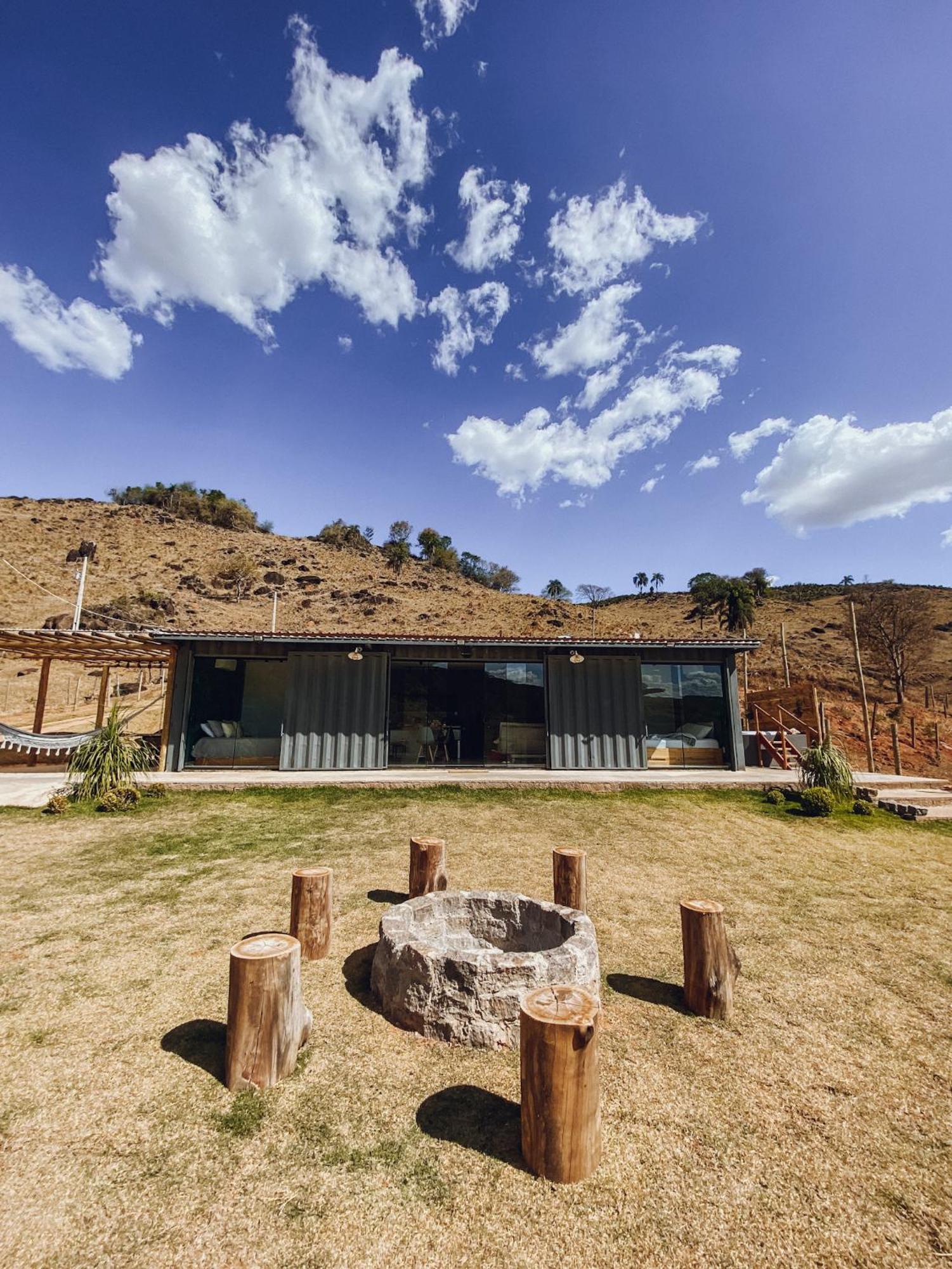 Casa Container Com Spa E Linda Vista Para A Serra Da Mantiqueira Villa Bueno Brandão Kültér fotó